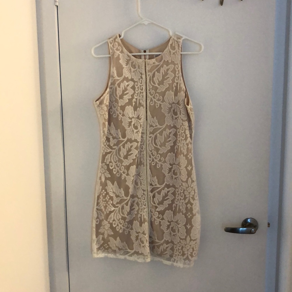 Cream lace evening dress size large